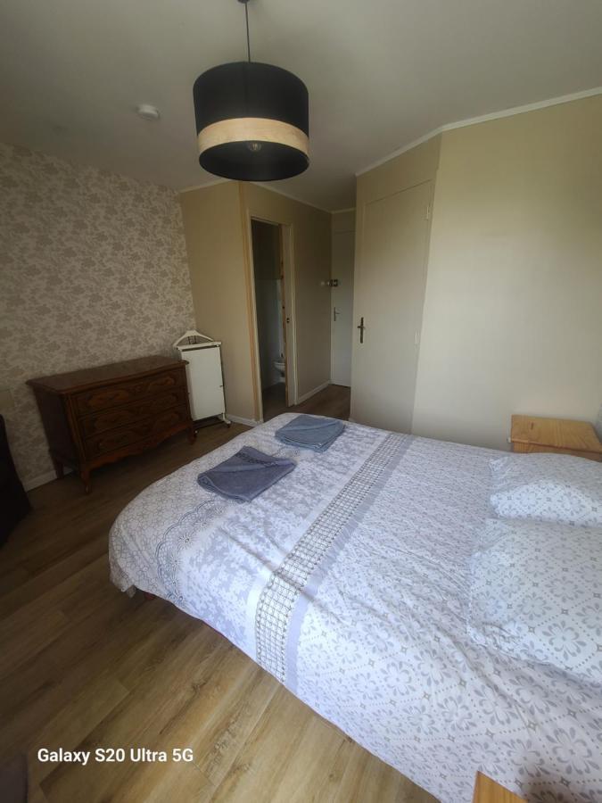 Les Chambrees Du Bac Hotel Charly-sur-Marne Bagian luar foto