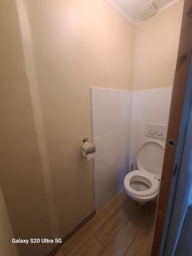 Les Chambrees Du Bac Hotel Charly-sur-Marne Bagian luar foto