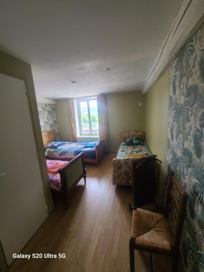 Les Chambrees Du Bac Hotel Charly-sur-Marne Bagian luar foto