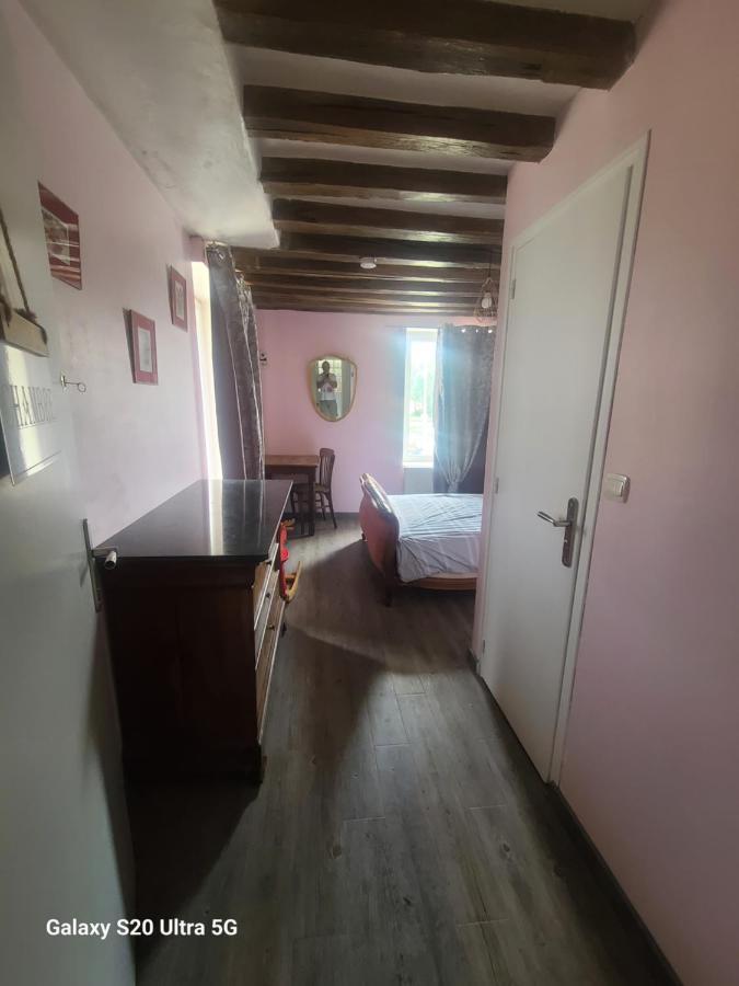 Les Chambrees Du Bac Hotel Charly-sur-Marne Bagian luar foto