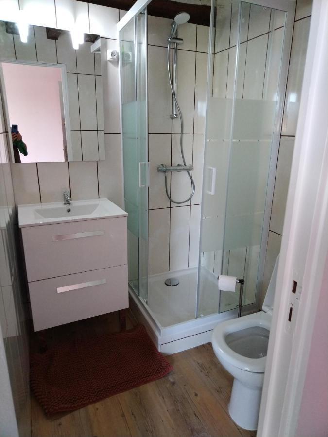 Les Chambrees Du Bac Hotel Charly-sur-Marne Bagian luar foto